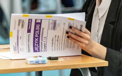 Jak zacząć rozprawkę maturalną: skuteczne sposoby na wstęp