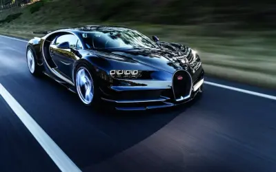 Bugatti Chiron: 100 litrów baku. Jak szybko znika paliwo?
