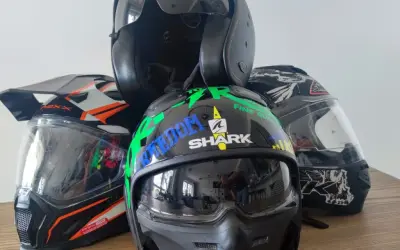 Kolor kasku motocyklowego: Jak wybrać, by być widocznym i stylowym?