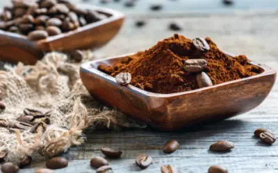 Jak długo parzyć kawę, by uniknąć gorzkiego smaku i cieszyć się aromatem?