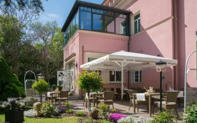 Parkhotel Güldene Berge: Ihr 4-Sterne Jugendstil-Erlebnis in Weißenfels