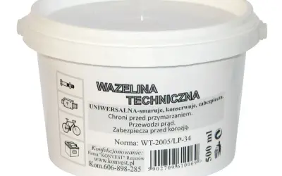 Białe wiaderko z etykietą: WAZELINA TECHNICZNA. Uniwersalna, chroni przed przymarzaniem i korozją. Idealna do konserwacji.