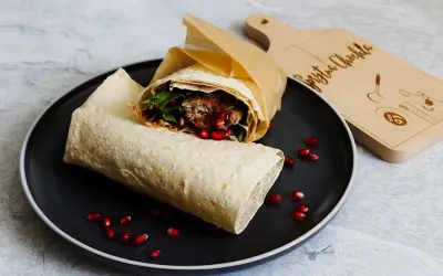 Lawasz w kebabie: co to i dlaczego to hit? Ekspert wyjaśnia