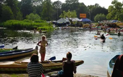Spływy kajakowe Ełk – odkryj malownicze trasy i lokalne usługi