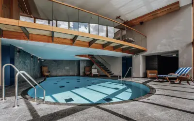 Goldener Berg Oberlech: Luxus, Spa & Gourmet in den Alpen