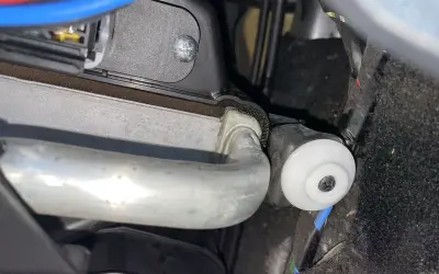 Hyundai i30: Wymiana chłodnicy klimatyzacji DIY kompletny poradnik