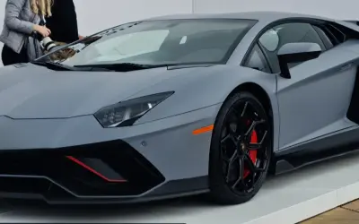 Ile KM ma Lamborghini Aventador? Od 700 do 780 i 1000+!