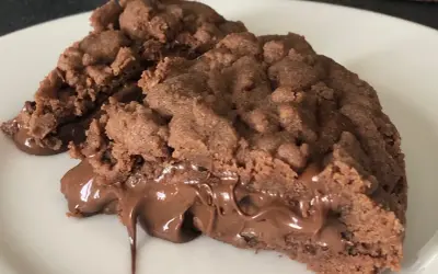 Tortelli al cioccolato con ripieno fuso e goloso, un piacere per gli occhi e per il palato.