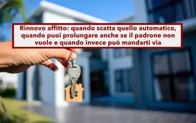 Chiavi di casa con ciondolo a forma di casetta, su sfondo sfocato di un'abitazione. Il testo parla di rinnovo affitto, anche per un contratto locazione 4 anni senza rinnovo.