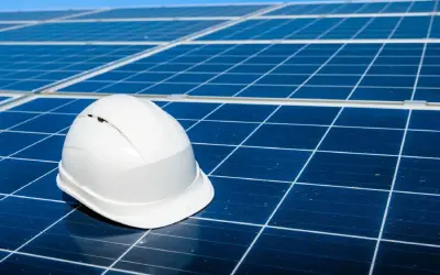 Panele fotowoltaiczne jako źródło energii dla falownika PV