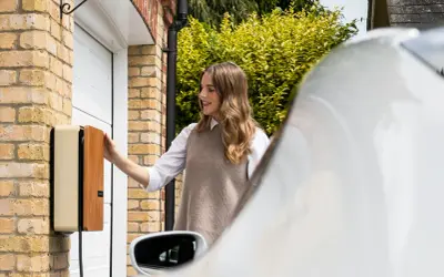 Smart-home w służbie rozrywki: dlaczego inteligentne gadżety wchodzą do zestawów multimedialnych
