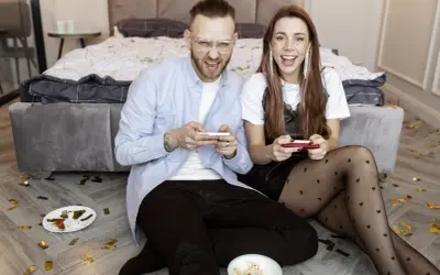 Wieczór z rozrywką: od kuponu lotto po cyfrowy stół