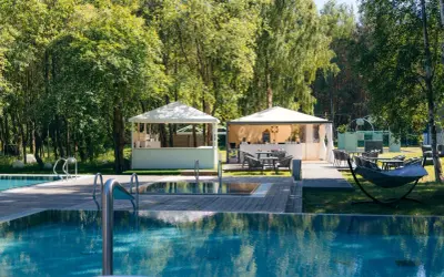 Hotel Jastrzębia Góra – jak wybrać idealne miejsce na wypoczynek nad Bałtykiem?