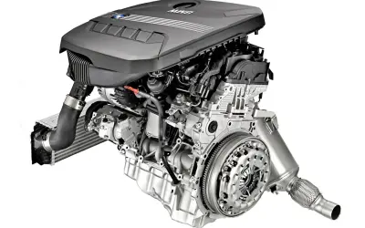 Silnik BMW z turbosprężarką i sprzęgłem. N47 to jego oznaczenie.