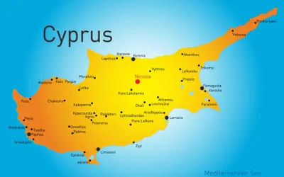 Mapa Cypru z zaznaczonymi miastami. Odpowiedź na pytanie: cypr do kogo należy? - mapa pokazuje, że Cypr to wyspa.