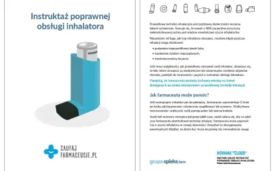 Niebieski inhalator, kluczowy w leczeniu astmy. Prawidłowa technika, jak uczy farmaceuta, zapobiega błędom i zapewnia skuteczność terapii.