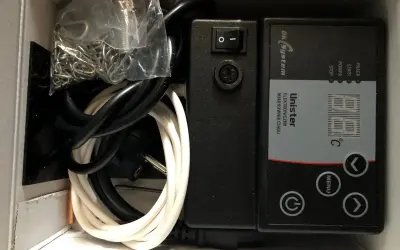 Elektroniczny miarkownik ciągu Unister DK System, jak zrobić instalację? W zestawie okablowanie i łańcuszek.