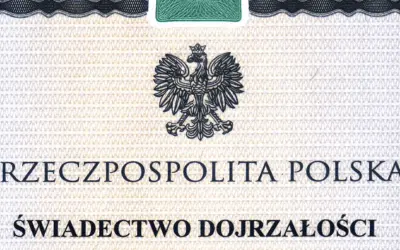 Fragment polskiego świadectwa dojrzałości z godłem orła.