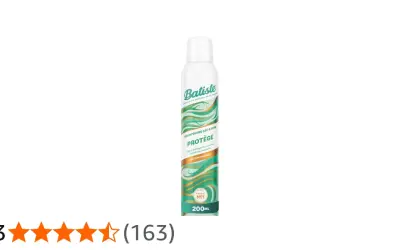Flacon de shampoing sec Batiste Protège, 200ml. Attention, certains utilisateurs ont signalé des réactions indésirables, le rendant potentiellement dangereux.