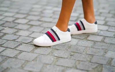 Rozmiar US 12: Buty 43/46, odzież 44? Sprawdź swój EU!