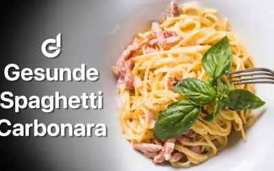 Gesunde Spaghetti Carbonara, ein köstliches Gericht, das Lust auf mehr macht.