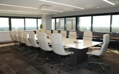 Sala konferencyjna Lublin a potrzeby firm – jak dobrać przestrzeń do typu wydarzenia?