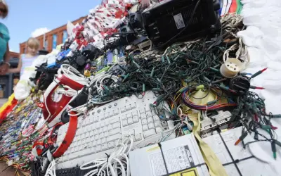 Gdzie oddać elektrośmieci w Łodzi? Sprawdź punkty odbioru i usługi