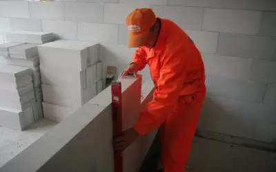 Ściana nośna co to? Kluczowe informacje o jej funkcji i znaczeniu