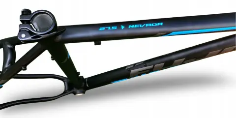 Czarna rama rowerowa Nevada 27.5 cala, idealna dla osób o wzroście ok. 175-185 cm.