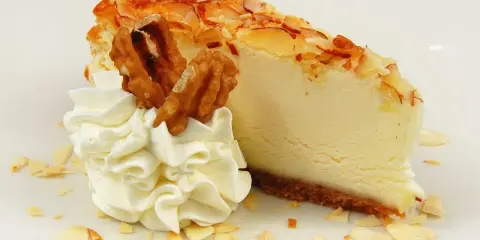 Sernik z wiaderka, który nie opada? Poznaj sekrety Marty Krawczyk!
