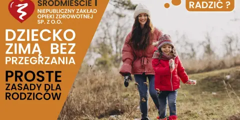 Kobieta i dziecko w zimowych ubraniach, jak uniknąć przegrzania dziecka zimą. Proste zasady dla rodziców.