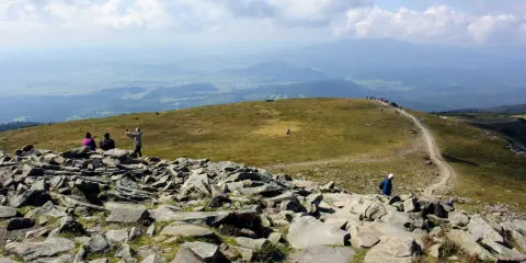 Babia Góra: 1725 m n.p.m. Przewodnik jak zdobyć Królową Beskidów