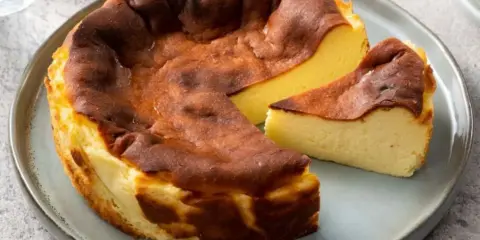 Idealny sernik bez pęknięć? Poznaj moje sprawdzone metody!
