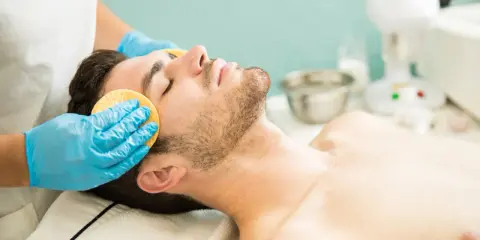 Męskie SPA Kraków: Wybierz idealne zabiegi i pakiety