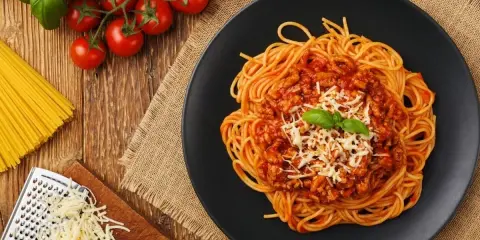 Idealny sos do spaghetti z przecieru? Zrobisz go w 15 min!