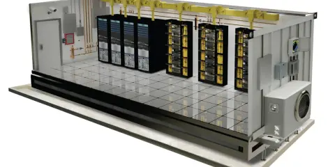 Vue en coupe d'un **data center extérieur** modulaire, avec des racks de serveurs, câblage jaune, système de climatisation et caméras de surveillance.