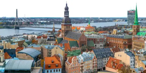 Ryga: Bezpieczne miasto? Poznaj fakty i unikaj zagrożeń