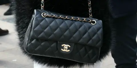 Gdzie kupić biżuterię Chanel, aby uniknąć podróbek i rozczarowań