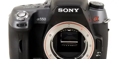 Sony Alpha 550 w 2026: Czy warto kupić tę lustrzankę? Analiza cen