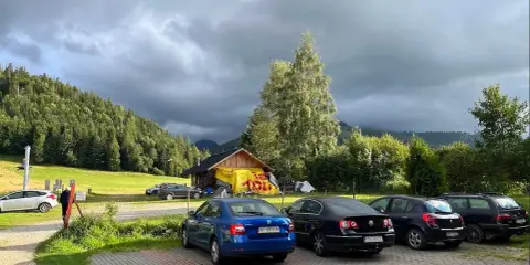 Parking Kasprowy Wierch: Ile kosztuje i jak dojechać do Kuźnic?