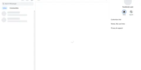 Messenger på datorn. En chattlista till vänster och en tom konversationsyta till höger.