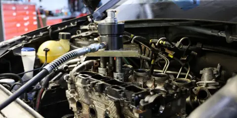 Nieszczelny Diesel: objawy, diagnoza i co robić dalej?