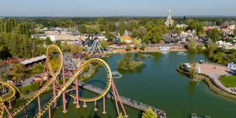Disneyland vs Astérix: ¿Qué parque de París elegir para tu viaje ideal?