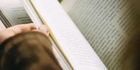 Czy cierpienie ma sens? Odkryj jego głębokie znaczenie w życiu