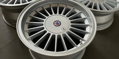 Felgi do BMW E34: Jak wybrać kultowe wzory i uniknąć błędów?