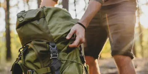 Góry latem: Co spakować? Lista i uniknij błędów!