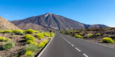 La montaña más alta de España: Teide, un volcán impresionante y accesible
