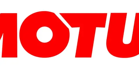 Motul 300V 10W40: Ekspert radzi czy warto w niego inwestować?