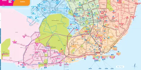 Karte des Nahverkehrs Lissabon mit Linien und Haltestellen. Zeigt Metro, Busse und Züge.
