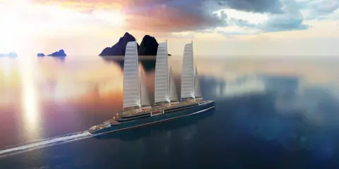 Un paquebot à voile futuriste navigue sur une mer calme au coucher du soleil, avec des voiles imposantes et des îles lointaines.